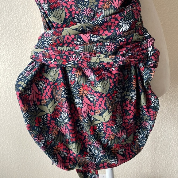 Hermosa - Genevieve High Halter Neck Sash Tie One-Piece Swimsuit - Picture 7 of 8